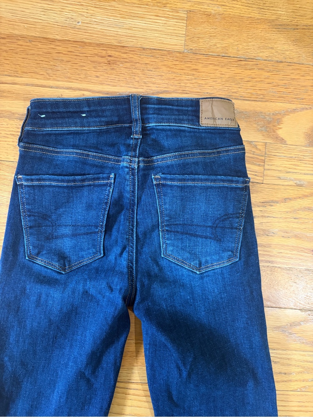 American Eagle Outfitters Dark Blue Skinny Jeans. Size 000 short. - Picture 7 of 7